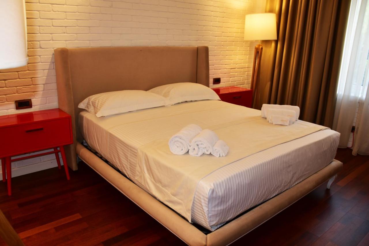 Hotel Ergi'S Durres Exterior photo